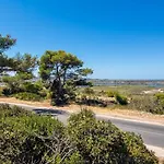 200 M A Pied Terrasse Vue Salins Bus Pour Iles