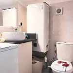 200 M A Pied Terrasse Vue Salins Bus Pour Iles